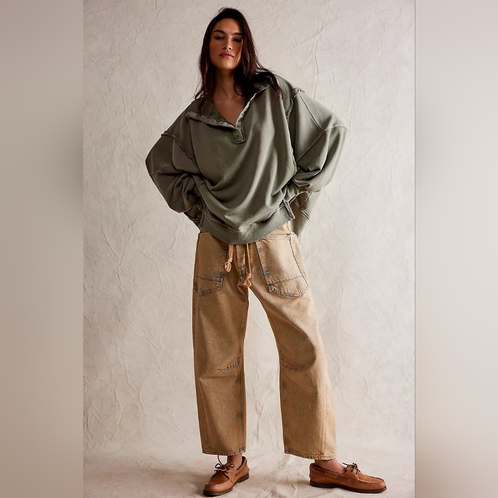 NWT Free People We The Free Camden Henley Sweatshirt In Laurel Oak, Size S 🌙 - Picture 2 of 3